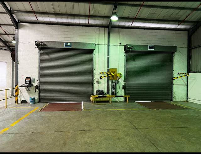 3,090M² WAREHOUSE TO LET IN AIRPORT INDUSTRIA